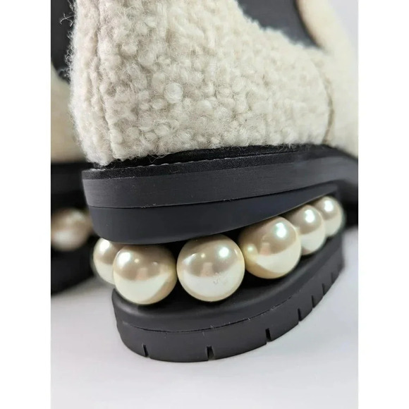 Nicholas Kirkwood Casati Pearl-Embellished Ankle Boots Size 38.5 EU MSRP $1,389 - Picture 7 of 11